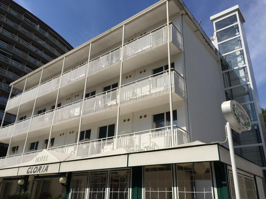 Hotel Gloria Lignano Sabbiadoro Exterior foto