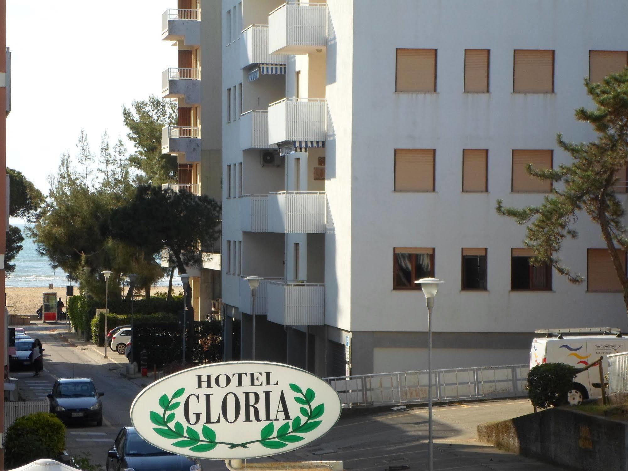 Hotel Gloria Lignano Sabbiadoro Exterior foto
